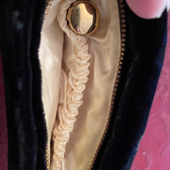 VINTAGE Velvet and Silk Clutch with 3 pouches & Perfume bottle - Picture 5 of 6